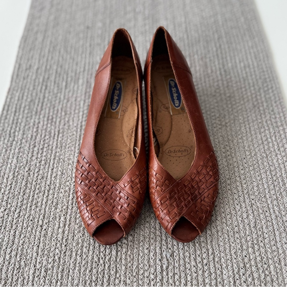 Vintage Dr. Scholls Cognac Brown Woven Leather Peep Toe Kitten Heels Dress Shoes - Picture 10 of 10